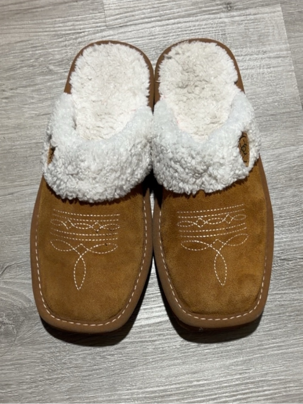 Ariat Tan Suede Shearling-Lined Slip-On Booties Woman’s Size 9